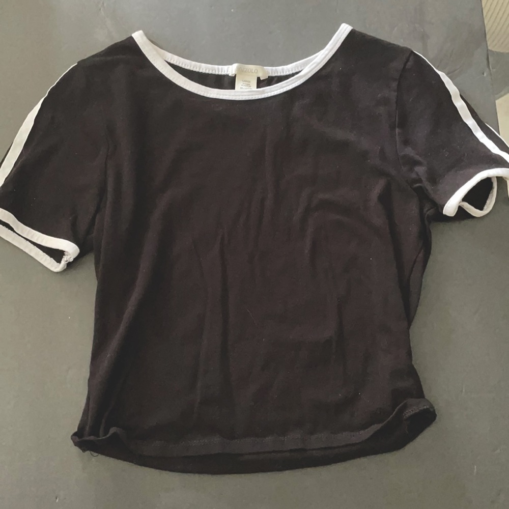 Black crop top